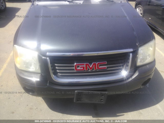 1GKET12S256169687 - 2005 GMC ENVOY XUV Navy photo 6