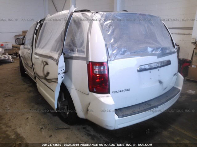 2D4RN5D15AR375546 - 2010 DODGE GRAND CARAVAN SXT WHITE photo 3