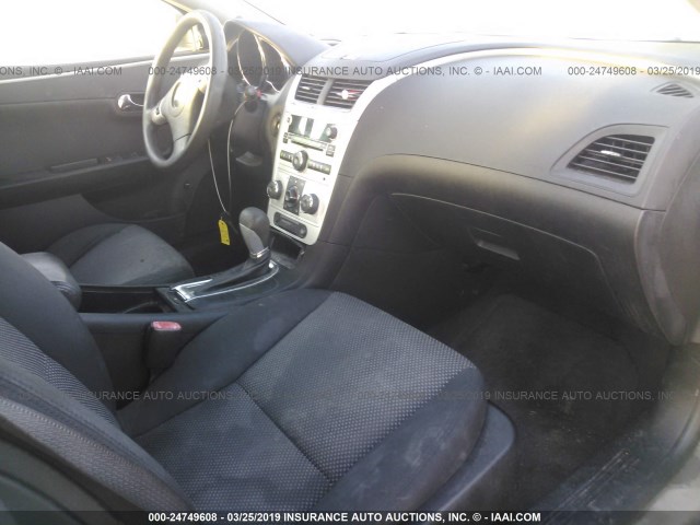 1G1ZH57B19F243243 - 2009 CHEVROLET MALIBU 1LT 灰色 照片 5