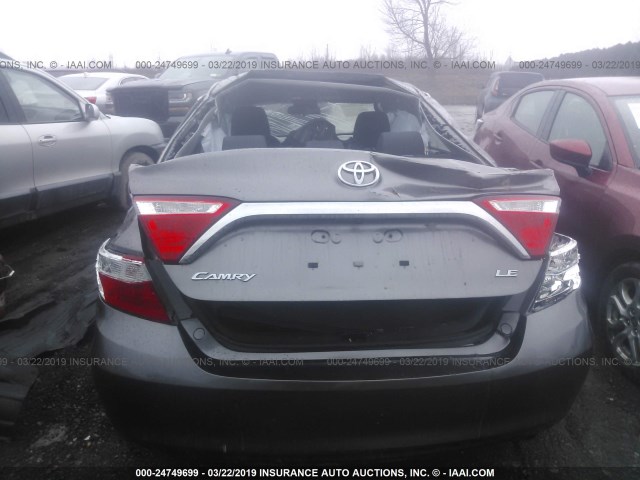 4T4BF1FK8FR458751 - 2015 TOYOTA CAMRY LE/XLE/SE/XSE GRAY photo 8