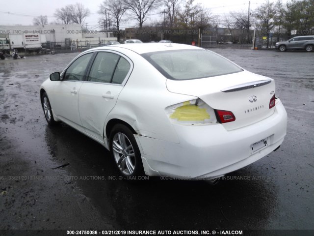 JN1DV6AR3BM652760 - 2011 INFINITI G25 WHITE photo 3