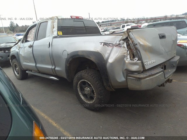 5TFUY5F15AX119386 - 2010 TOYOTA TUNDRA DOUBLE CAB SR5 SILVER photo 3