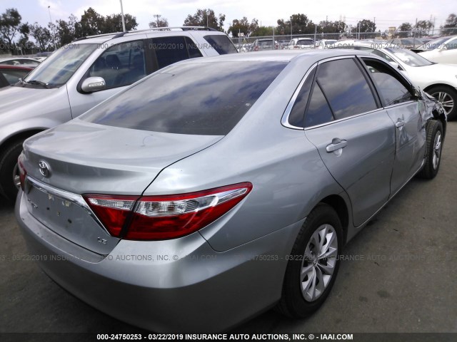 4T4BF1FK7GR558454 - 2016 TOYOTA CAMRY LE/XLE/SE/XSE SILVER photo 4