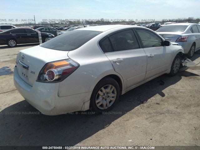 1N4AL2AP2CN458896 - 2012 NISSAN ALTIMA S WHITE photo 4