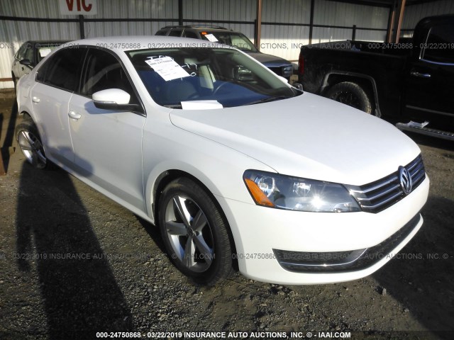 1VWBS7A35EC081195 - 2014 VOLKSWAGEN PASSAT SE WHITE photo 1