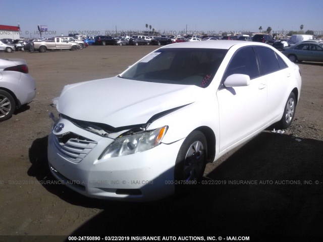 4T4BE46K78R040558 - 2008 TOYOTA CAMRY CE/LE/XLE/SE WHITE photo 2