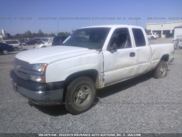 2GCEK19TX31172578 - 2003 CHEVROLET SILVERADO K1500 WHITE photo 2