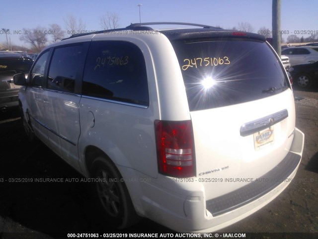 2A8HR54139R683591 - 2009 CHRYSLER TOWN & COUNTRY TOURING WHITE photo 3