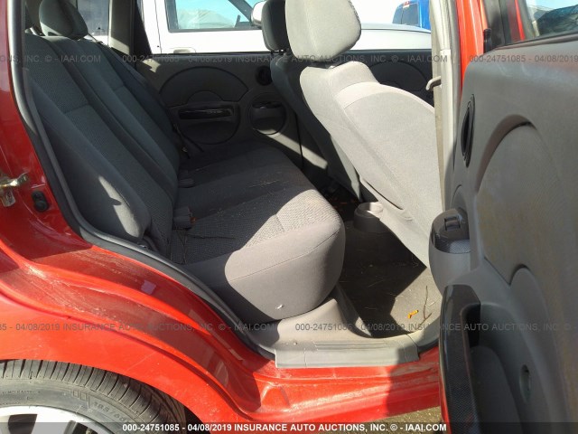 KL1TJ62614B165720 - 2004 CHEVROLET AVEO LS RED photo 8