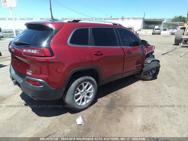 1C4PJMCS0HW656370 - 2017 JEEP CHEROKEE LATITUDE MAROON photo 4