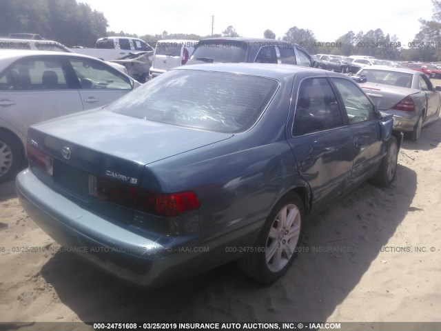 4T1BG22K3YU731777 - 2000 TOYOTA CAMRY CE/LE/XLE BLUE photo 4