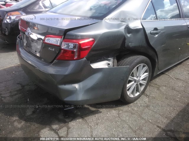 4T1BF1FK8CU557298 - 2012 TOYOTA CAMRY SE/LE/XLE GRAY photo 6