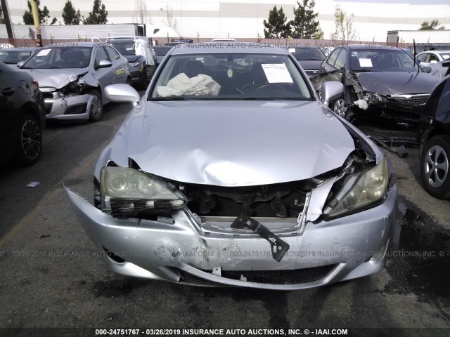 JTHBK262762010091 - 2006 LEXUS IS 250 SILVER photo 6