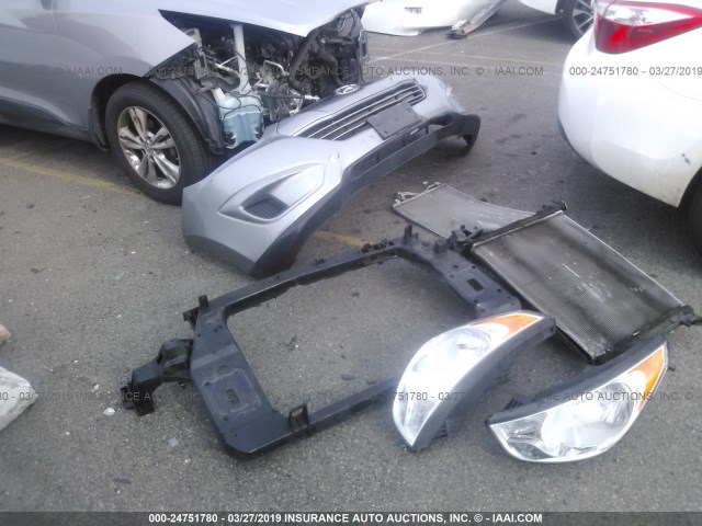 KM8JU3AC7BU287301 - 2011 HYUNDAI TUCSON GLS/LIMITED 灰色 照片 6