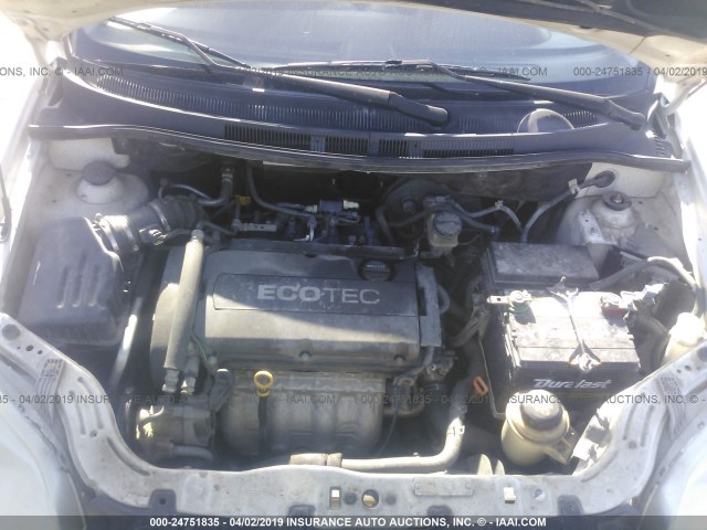 KL1TD5DE8AB109422 - 2010 CHEVROLET AVEO LS/LT თეთრი ფოტო 10