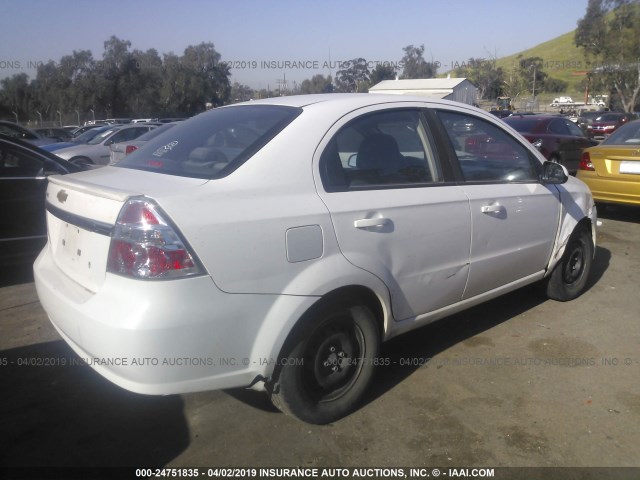 KL1TD5DE8AB109422 - 2010 CHEVROLET AVEO LS/LT თეთრი ფოტო 4