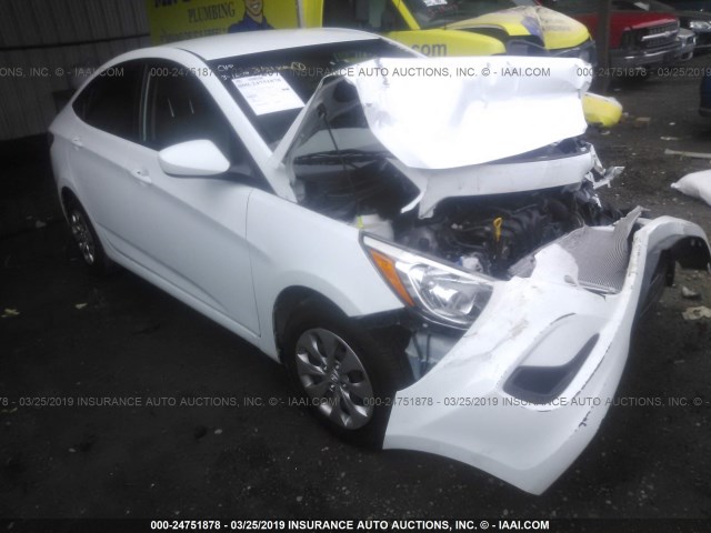 KMHCT4AE2GU140376 - 2016 HYUNDAI ACCENT SE WHITE photo 1