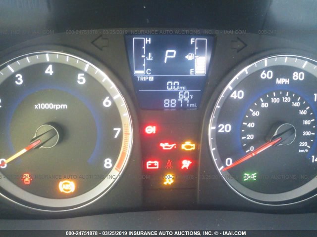 KMHCT4AE2GU140376 - 2016 HYUNDAI ACCENT SE WHITE photo 7