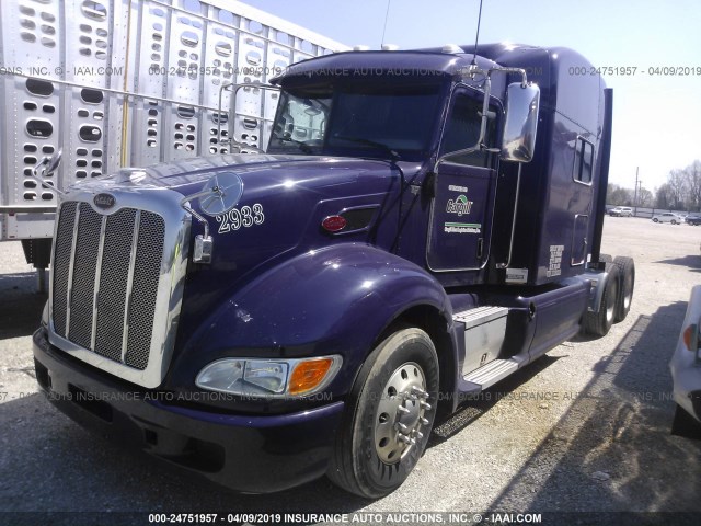 1XPHD49X8DD160218 - 2013 PETERBILT 386 PURPLE photo 2