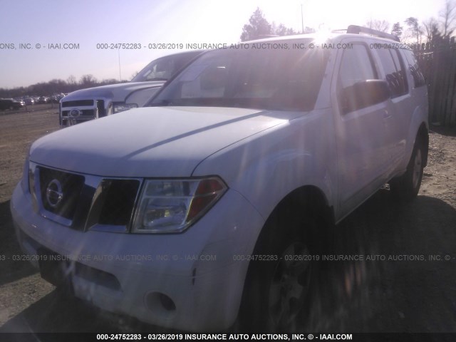 5N1AR18W45C762287 - 2005 NISSAN PATHFINDER LE/SE/XE WHITE photo 2