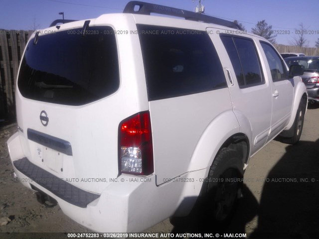 5N1AR18W45C762287 - 2005 NISSAN PATHFINDER LE/SE/XE WHITE photo 4