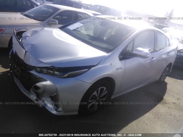 JTDKARFP6H3066190 - 2017 TOYOTA PRIUS PRIME  银色 照片 2