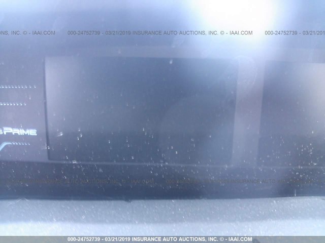 JTDKARFP6H3066190 - 2017 TOYOTA PRIUS PRIME  银色 照片 7