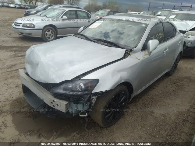 JTHCK262665002602 - 2006 LEXUS IS 250 SILVER photo 2