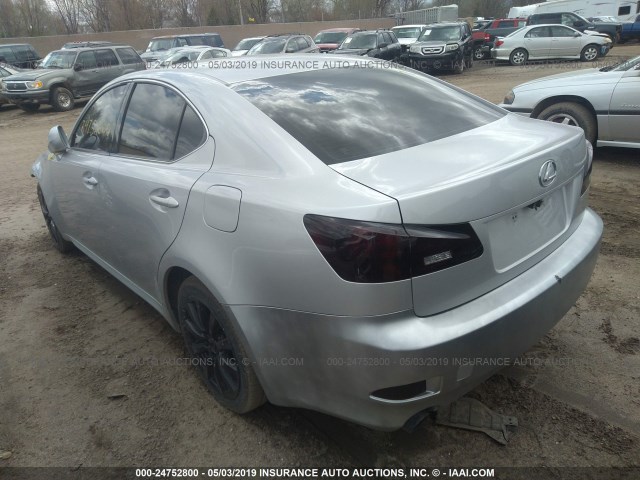 JTHCK262665002602 - 2006 LEXUS IS 250 SILVER photo 3