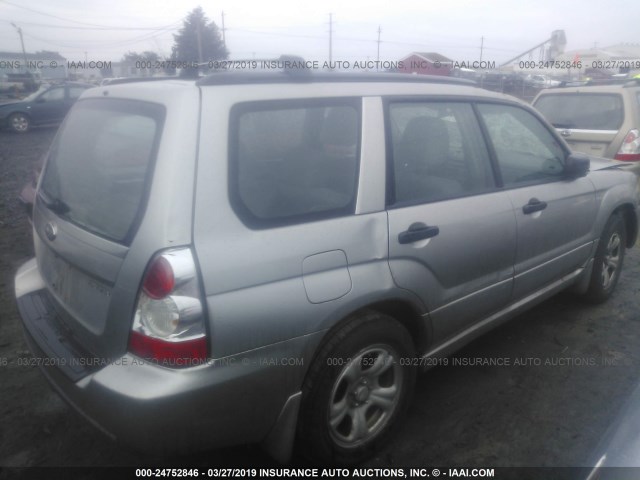 JF1SG63676H741687 - 2006 SUBARU FORESTER 2.5X SILVER photo 4