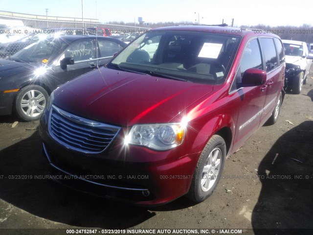 2A4RR5DG4BR633394 - 2011 CHRYSLER TOWN & COUNTRY TOURING RED photo 2