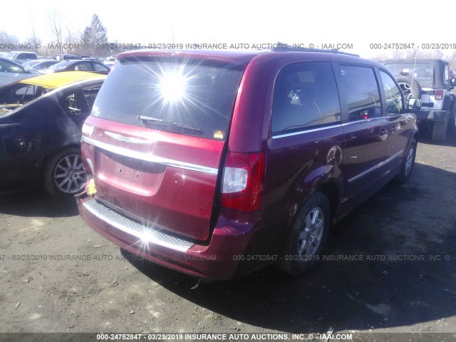 2A4RR5DG4BR633394 - 2011 CHRYSLER TOWN & COUNTRY TOURING RED photo 4