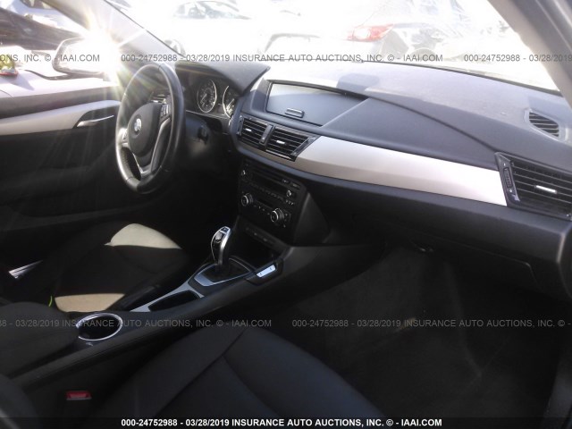 WBAVM1C51FVW57521 - 2015 BMW X1 SDRIVE28I BLACK photo 5