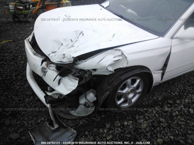 2T1CF28P22C543898 - 2002 TOYOTA CAMRY SOLARA SE/SLE WHITE photo 6