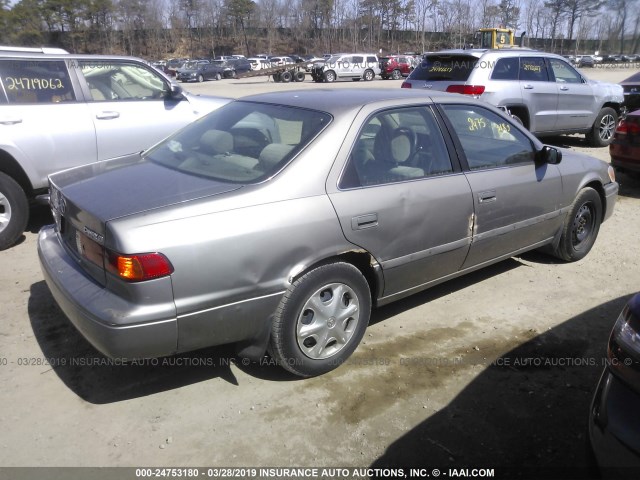 4T1BG22K61U060904 - 2001 TOYOTA CAMRY CE/LE/XLE GRAY photo 4