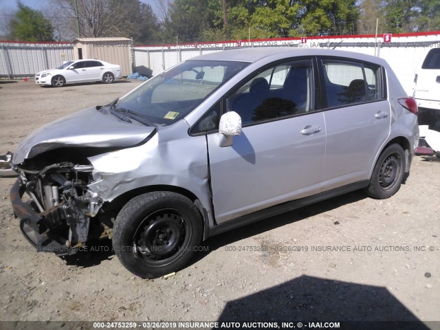 3N1BC13E48L389787 - 2008 NISSAN VERSA S/SL SILVER photo 2