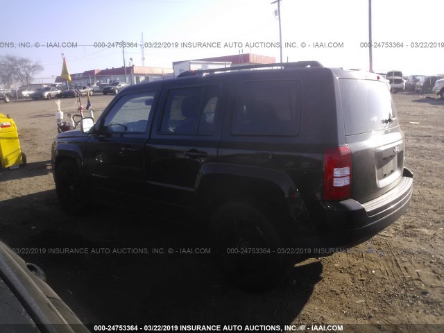 1C4NJPFB5CD602247 - 2012 JEEP PATRIOT LATITUDE BLACK photo 3