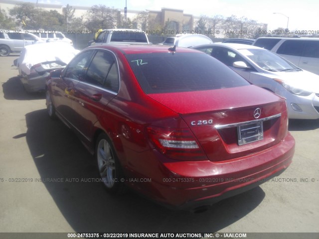 WDDGF4HB8CR204092 - 2012 MERCEDES-BENZ C 250 RED photo 3