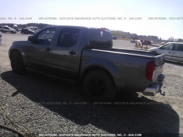 1N6AD07U45C429324 - 2005 NISSAN FRONTIER CREW CAB LE/SE/OFF ROAD GRAY photo 3