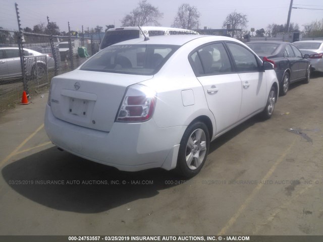 3N1AB61E28L755759 - 2008 NISSAN SENTRA 2.0/2.0S/2.0SL WHITE photo 4