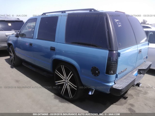 1GKEC13R1VJ740658 - 1997 GMC YUKON BLUE photo 3