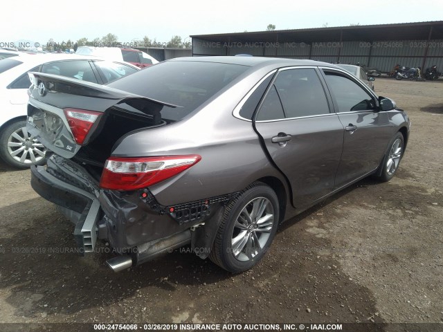4T1BF1FK8FU018376 - 2015 TOYOTA CAMRY LE/XLE/SE/XSE GRAY photo 4