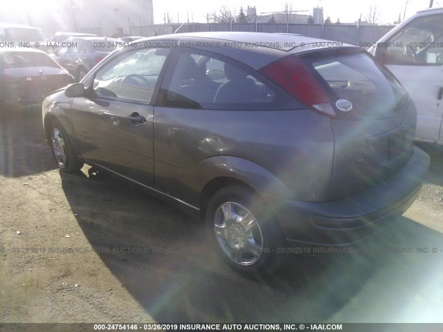 1FAFP31N37W193047 - 2007 FORD FOCUS ZX3/S/SE/SES GRAY photo 3