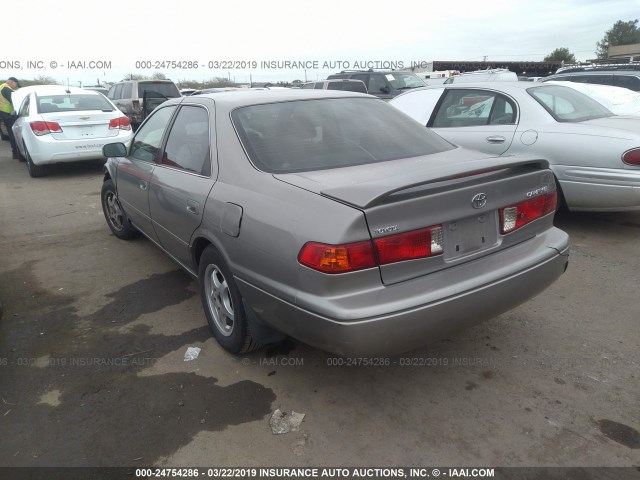 JT2BG22KX10569415 - 2001 TOYOTA CAMRY CE/LE/XLE GRAY photo 3