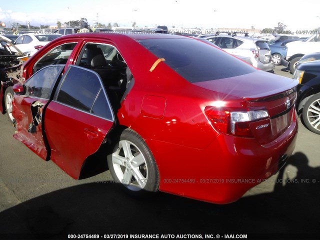 4T1BF1FKXEU821348 - 2014 TOYOTA CAMRY L/SE/LE/XLE 红色 照片 3