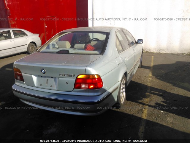 WBADM634XYGU22798 - 2000 BMW 528 I AUTOMATIC SILVER photo 4