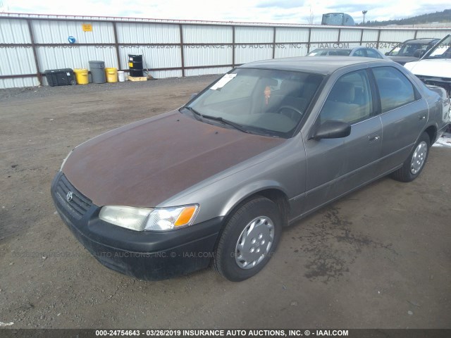 JT2BG22K5W0235624 - 1998 TOYOTA CAMRY CE/LE/XLE 灰色 照片 2