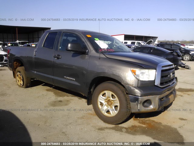 5TFRM5F18BX020693 - 2011 TOYOTA TUNDRA DOUBLE CAB SR5 GRAY photo 1