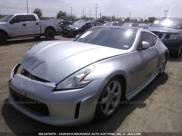 JN1AZ44E29M410864 - 2009 NISSAN 370Z SILVER photo 2