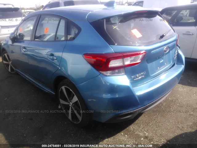 4S3GTAM69J3737644 - 2018 SUBARU IMPREZA SPORT BLUE photo 3